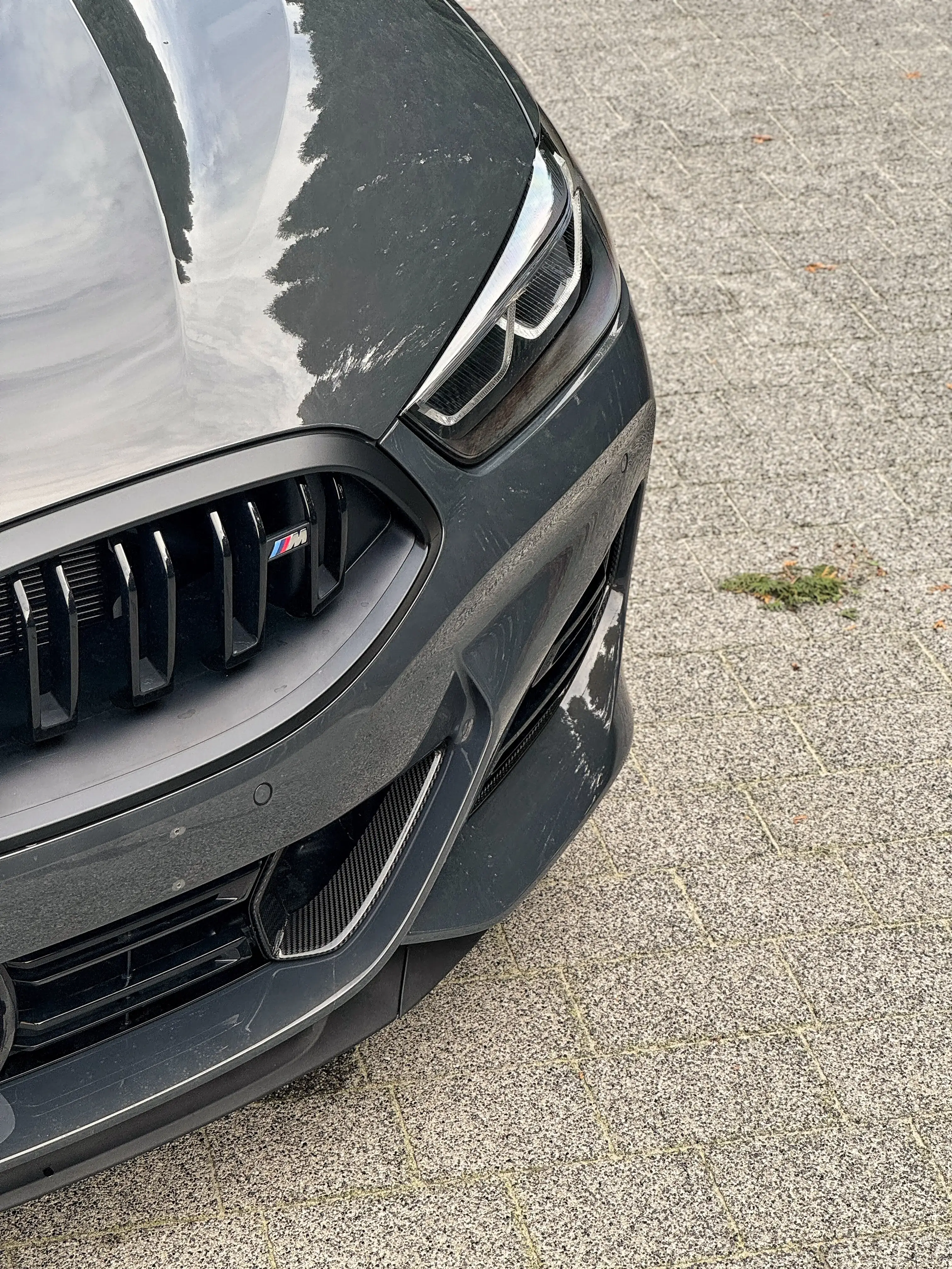 BMW 850i Coupe - View 10