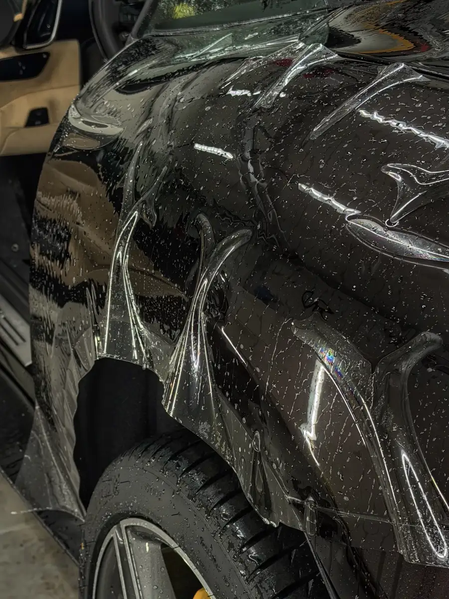 Ferrari Roma Spider - View 2