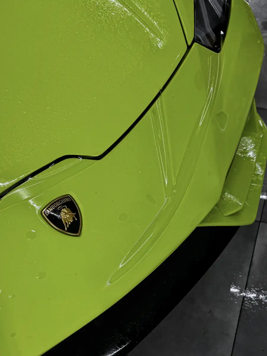 Lamborghini Huracan Evo - View 4