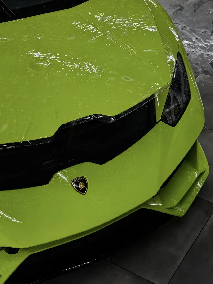 Lamborghini Huracan Evo - View 3