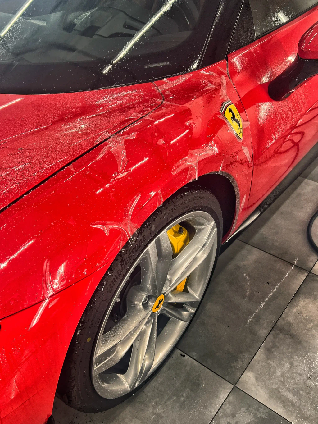 Ferrari F8 - View 2