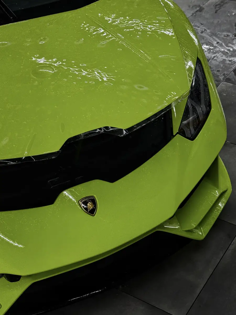 Lamborghini Huracan Evo - View 3