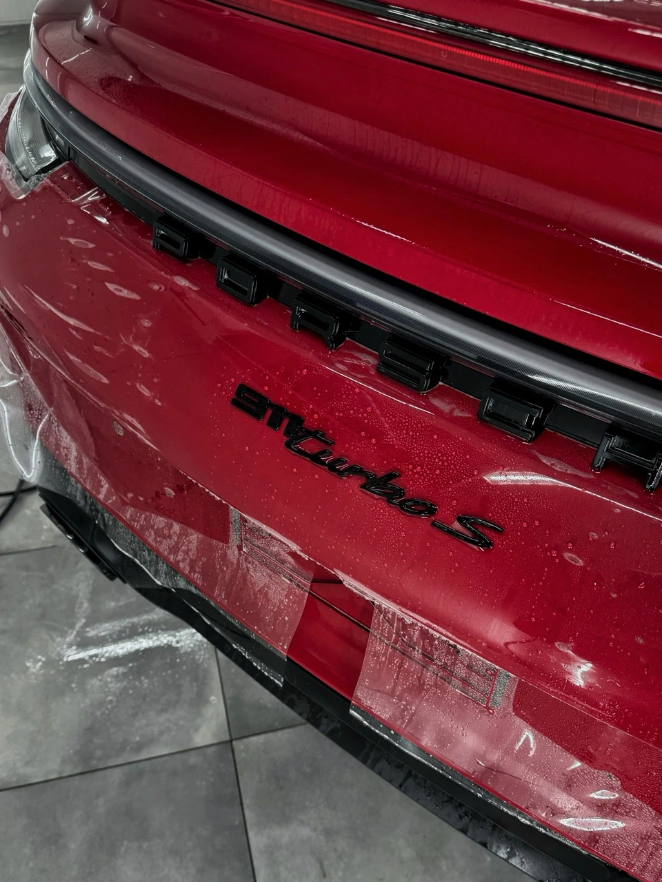 Porsche 911 Turbo S - View 6