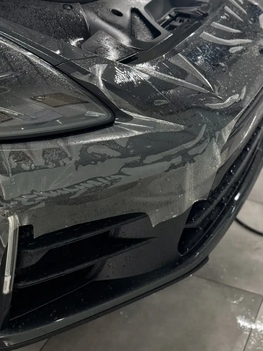 Porsche Panamera - View 8